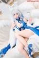 Coser @ Momoko 葵 葵: 信 浓 礼服 (30 photos) P9 No.fba4c9